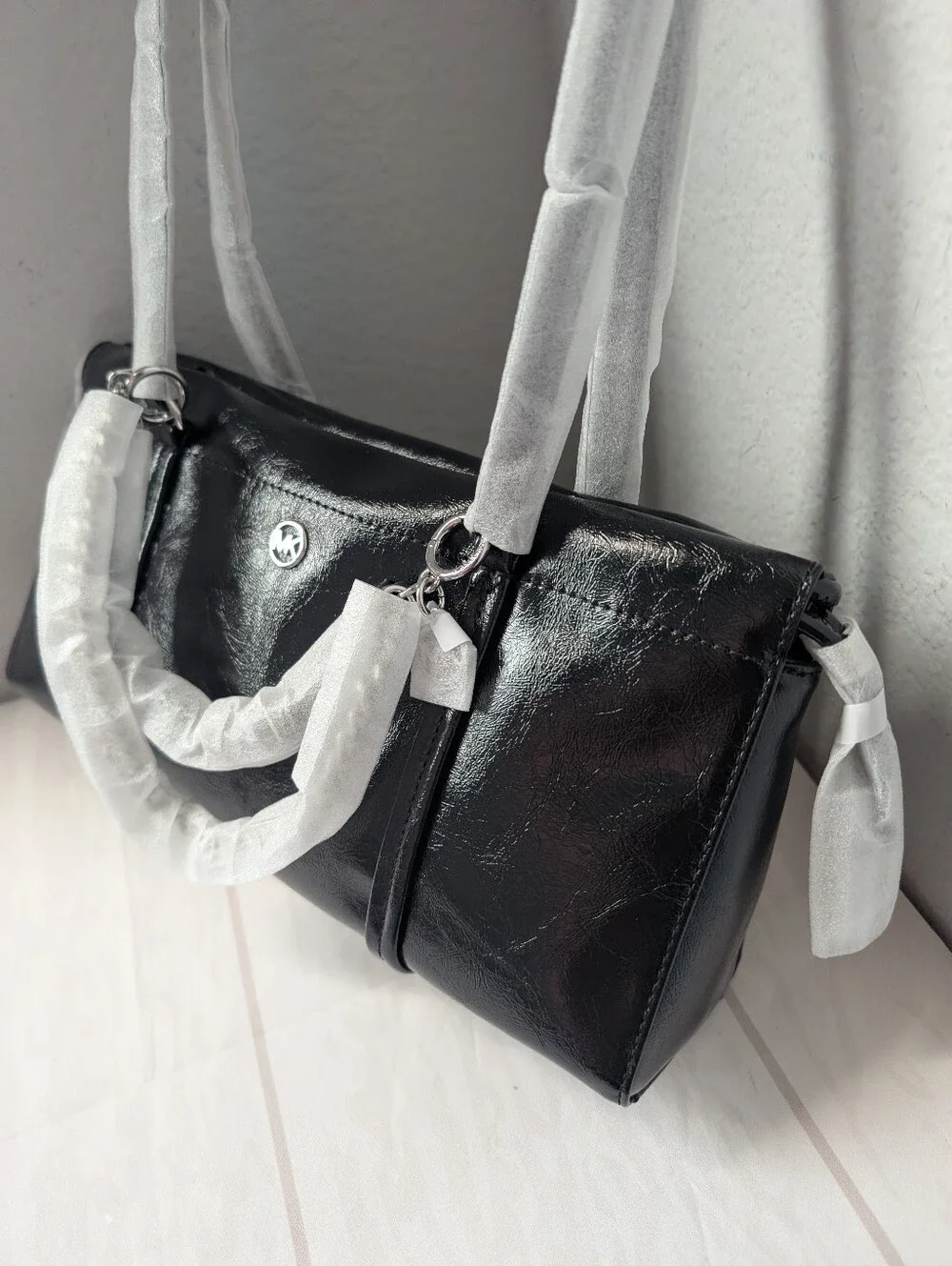 NWT Michael Kors Matilda Small Cinched Shoulder Bag In Black